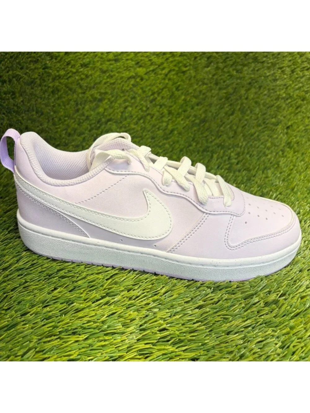 Nike Court Borough Low Girls Size 7Y Purple White Athletic Leather Shoes Sneaker